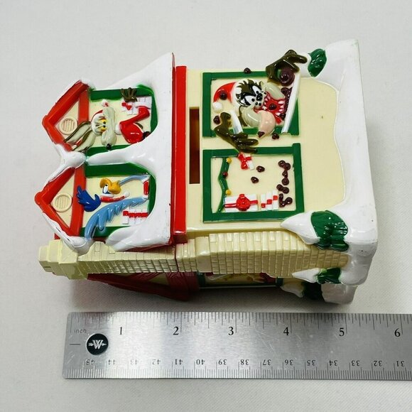 Vintage Russell Stover Looney Tunes Christmas Santa Piggy Bank House Bunny Daffy - Picture 7 of 12